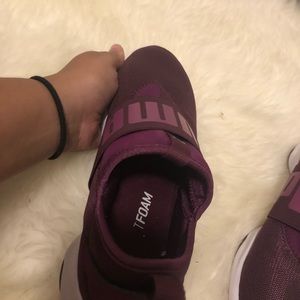 Purple pumas